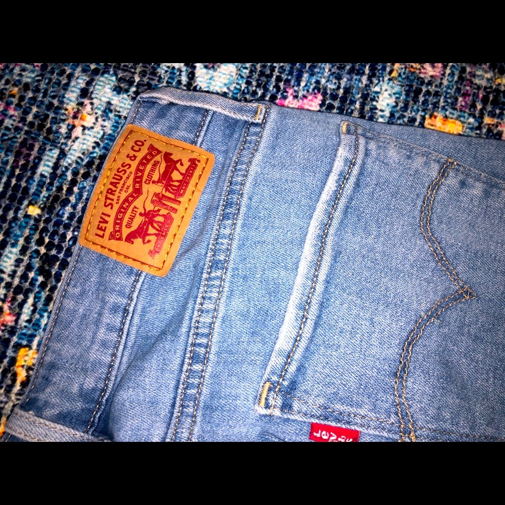 Levi’s Jeans High Rise Skinny Size 28